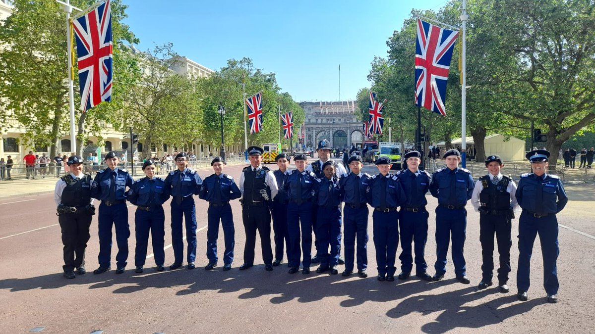 HammFulVPC's tweet photo. Saturday saw FH VPC take part in the #TroopingtheColour 

The team were extremely smart &amp; put in a great effort dispute the hot weather.

#Teamworkmakesthedreamwork #colonelsreview https://t.co/ZQPvFxNMK1