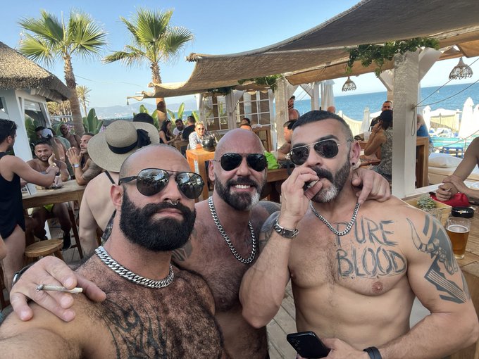 @machosandaluces This Is a triple trouble https://t.co/8AYBBv5Mop<a class="tags" target="_blank" title="On Twitter" href="/?out=eyJ0eXAiOiJKV1QiLCJhbGciOiJIUzUxMiJ9.eyJpYXQiOjE3MjA1NDU5OTIsImlzcyI6InR3cG9ybnN0YXJzLmNvbSIsIm5iZiI6MTcyMDU0NTk5MiwiZXhwIjoxNzUyMDgxOTkyLCJyZWRpcmVjdF91cmwiOiJodHRwczovL3R3aXR0ZXIuY29tL21hY2hvc2FuZGFsdWNlcyJ9.Q5_OiZTlDaRqg9LQcb9an6fSvDYMdOb84oRHnbjSvj2QxKz2jc4uKaQRtxFil0L0Y0fEHlNgVoMCOpPygeVbSw">@machosandaluces</a><a href="/tag/lucasentertainment"class="tags"><span>#lucasentertainment</span></a><a href="/tag/lucasmen"class="tags"><span>#lucasmen</span></a>