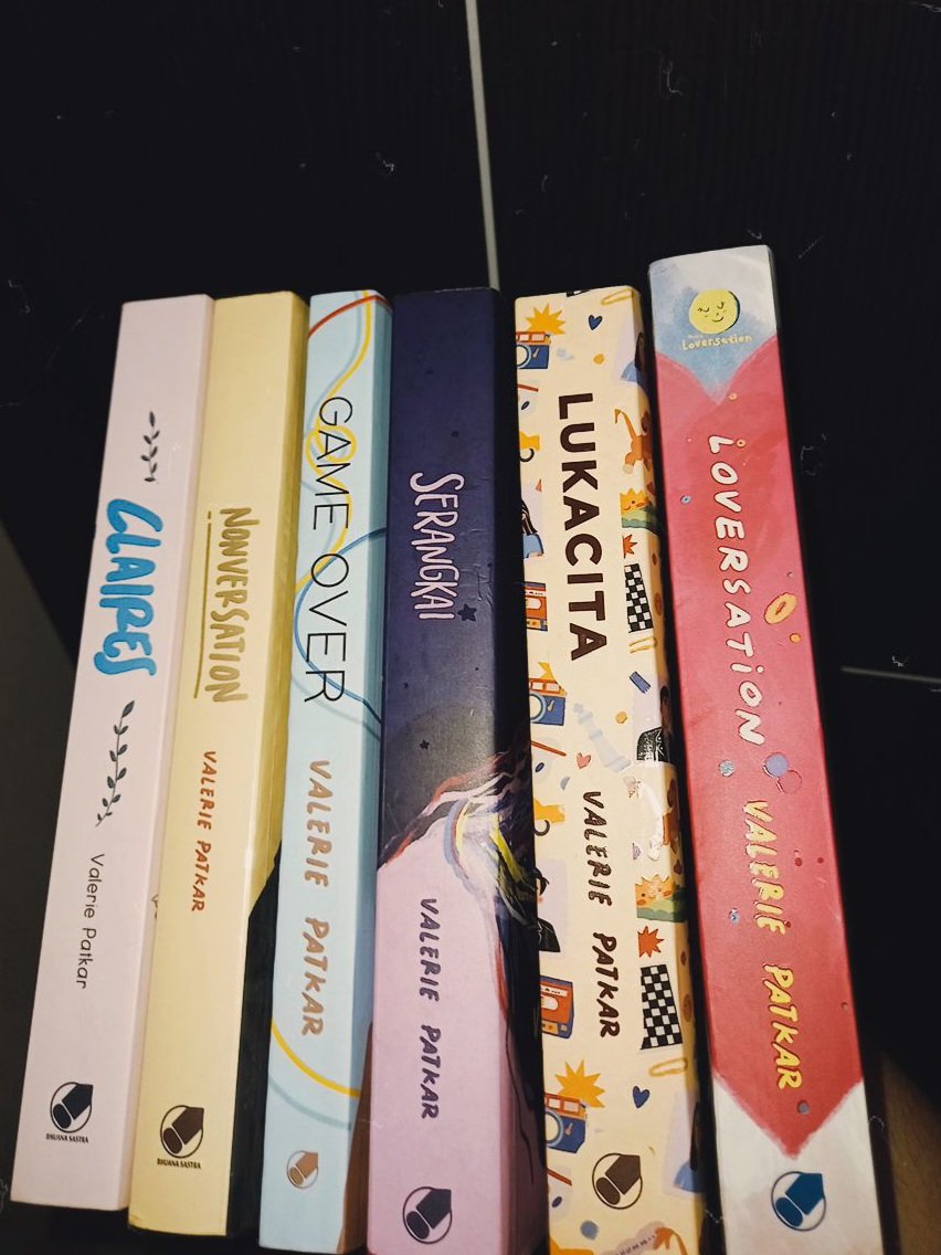 valiterate's tweet photo. @literarybase valerie patkarrr!! https://t.co/dRQvet7roj