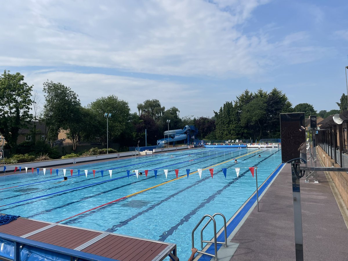 vphalsall's tweet photo. #MondayMeTime After a busy weekend of work, great opportunity to have first πββοΈ of the Summer in here πβοΈ #OurHealthIsOurWealth https://t.co/7aTi4UQFIh