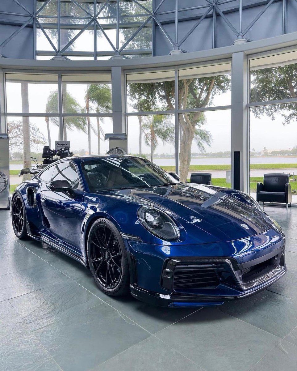 Gentian Blue Porsche 911 Turbo S 💙

📸 Instagram – @allcarschannel

#botb #porsche #porsche911 #gentianblue