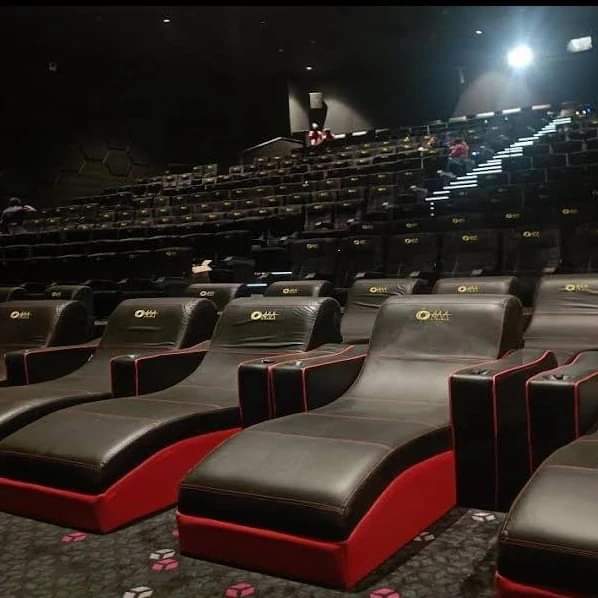 AIAFA_VIJAYAWAD's tweet photo. the theatre, as you immerse yourself in a world of stunning visuals, adrenaline-pumping action, and captivating narratives. Prepare to be amazed and moved by an unforgettable cinematic journey.
#AAACinemas
@aaa_cinemas
#AAA #CinemAAA #AsianAlluArjun
#Pushpa2TheRule https://t.co/0Zu7rCA7cz