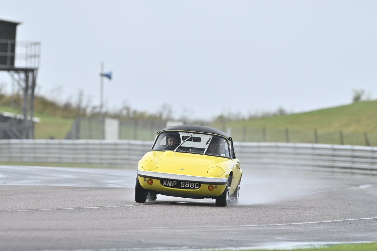 LotusElon tweet media