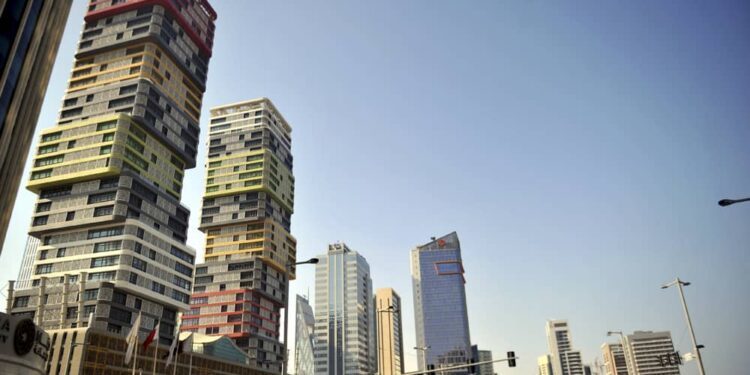 uae_in_touch's tweet photo. Бум офисных площадей в ключевых бизнес-центрах Катар

В ключевых бизнес-центрах Катара наблюдается увеличение офисных площадей, в первую очередь Lusail, The Pearl и Msheireb Downtown Doha.
https://t.co/onyBzbRurM https://t.co/oKKpAdYFiJ