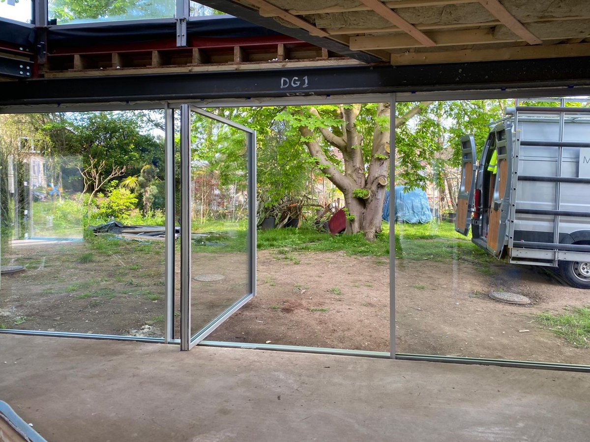 mfpukltd's tweet photo. Our External #PivotDoor System is a great modern alternative to sliding or bifold doors, made with a minimal aluminium frame that can accommodate glass panels up to 12m wide, with a customisable pivot position.
#interiordesign #window #structuralglass #homeinspo https://t.co/d0fbYPLqy2