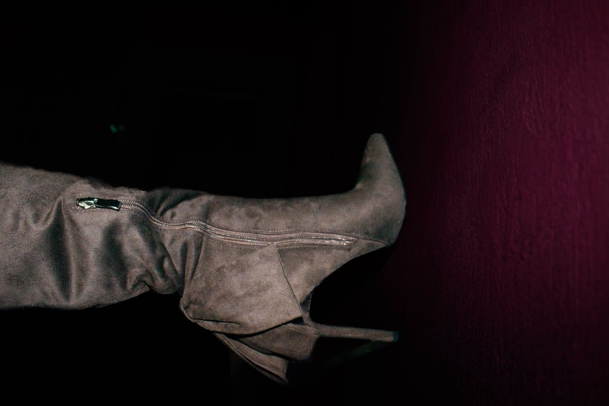 dimgel2's tweet photo. i love those boots ❣️🫶🫶
#cd #highboot #crossdressersissy #crossdresser #bootsaddict #heellove #bisexual #ニーハイブーツ #ハイブーツ https://t.co/GFA9iAFlks