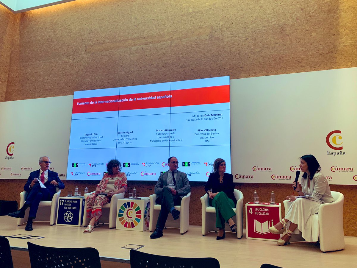 Asistiendo con <a href="/UNIEUniversidad/">UNIE Universidad</a> a la presentación del informe “El reto de la internacionalización de la universidad española. Análisis comparado y propuestas”, en <a href="/camarascomercio/">Cámara de España</a> #Educación #Calidad #Competitividad #Desarrollo #Bienestar #Productividad #Inversión #Formación