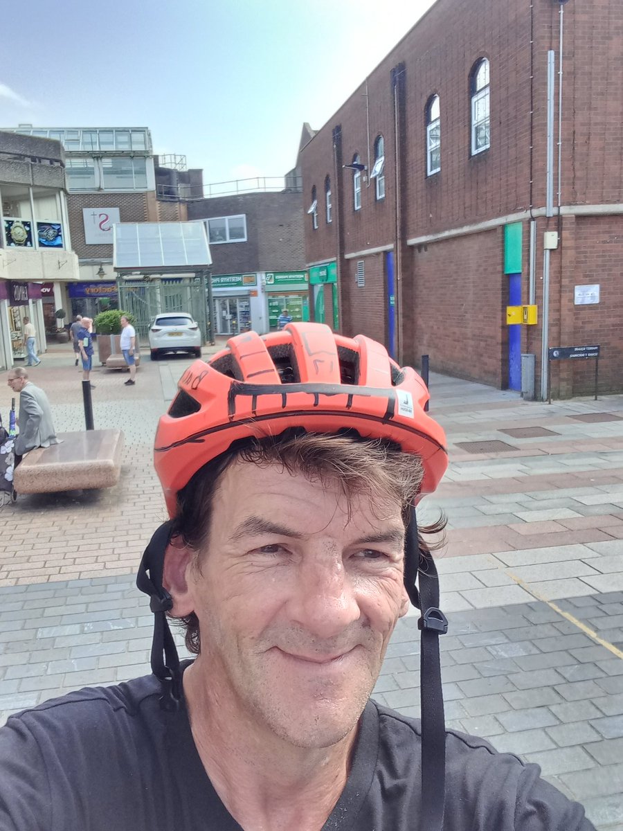 Good morning awesome Tweeters out for a little bicycle 🚲 ride up to my town after a pretty stressful night entertaining a friend, let's hope its the last time I allow her here, have a wonderful new week much love Tyrone xx 🏴󠁧󠁢󠁷󠁬󠁳󠁿🏃🚲🥰❤️🌞⚘️🌸😘💋