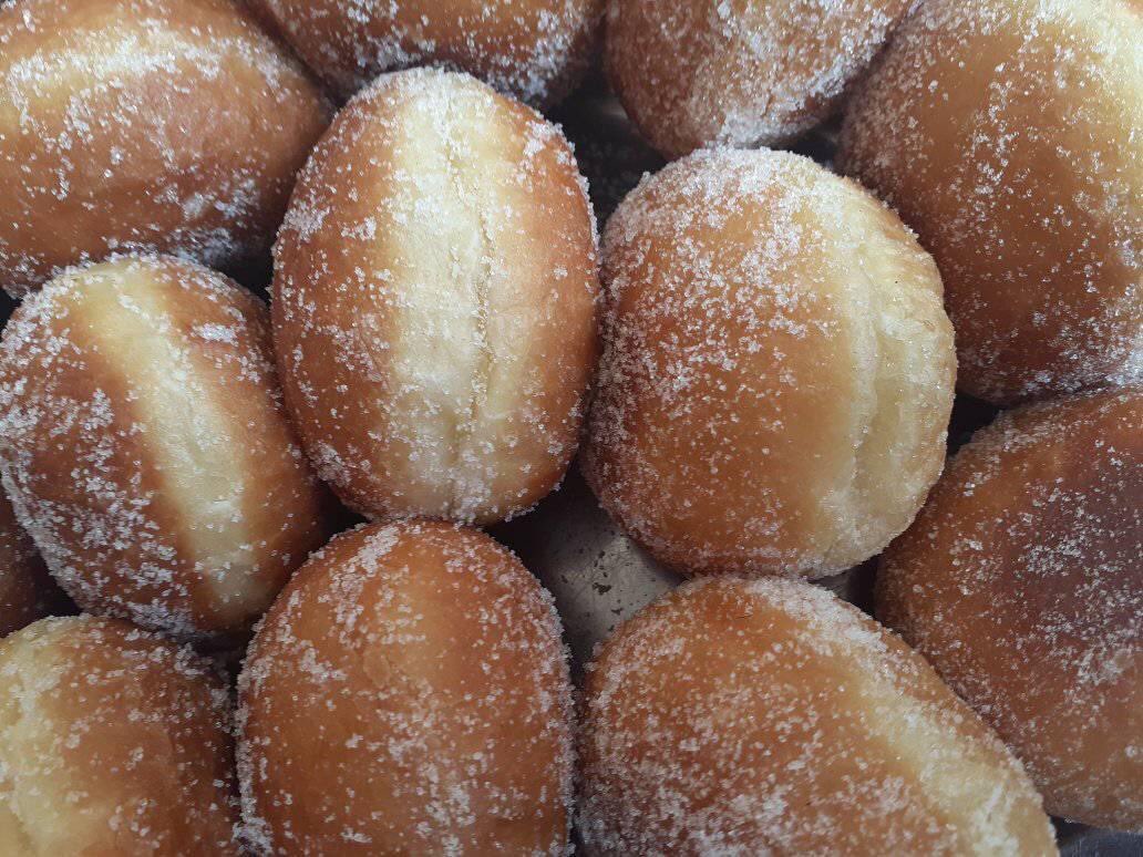 Mulatakobae's tweet photo. Du fait maison ! Vous pouvez Commander  au 694 92 23 84 https://t.co/s64172403Z