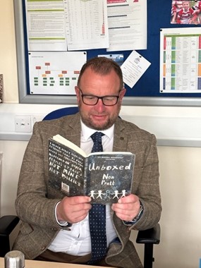 GTS Library (@librarygts) on Twitter photo GTS Head is reading 'Unboxed' by @nonpratt - it's a powerful story about four teenagers who revisit the friendships of their best summer
#ReadWithPride @barringtonstoke @nextschoolinrelay <a href="/barnsleycollege/">Barnsley College</a> @KingsMacEandD <a href="/gtsdevon/">Great Torrington School</a> GTS Head is reading 'Unboxed' by @nonpratt - it's a powerful story about four teenagers who revisit the friendships of their best summer
#ReadWithPride @barringtonstoke @nextschoolinrelay <a href="/barnsleycollege/">Barnsley College</a> @KingsMacEandD <a href="/gtsdevon/">Great Torrington School</a>