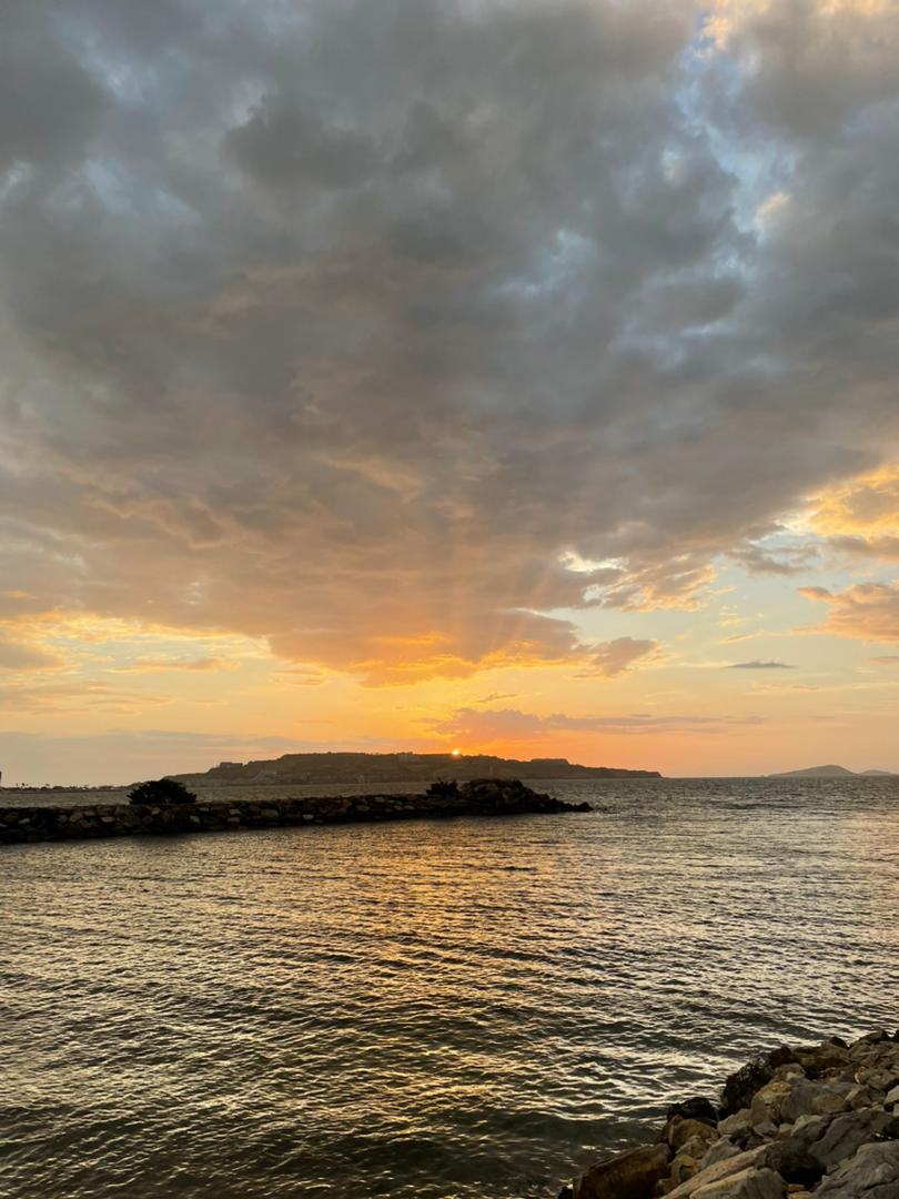gonzactg's tweet photo. El mejor atardecer del mundo nos lo da #lecheria #Anzoategui #Venezuela https://t.co/szVDLAOiIi
