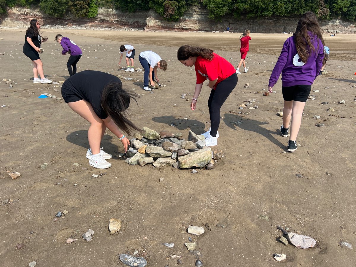 Gladstone Barry tweet media