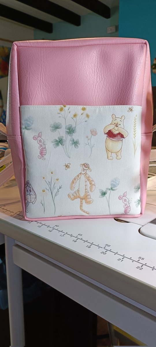 janebaker82's tweet photo. Ooooo er Mrs .... I lurve this latest backpack... I may just have to keep this one for myself!!
I'm definitely improving with the inside binding too....
Foxglove Fabrics Carmarthen
#handmadewithlove #craftbags #repurpose #handmadegifts #ecofriendlyproducts https://t.co/BkHgbkCCTA