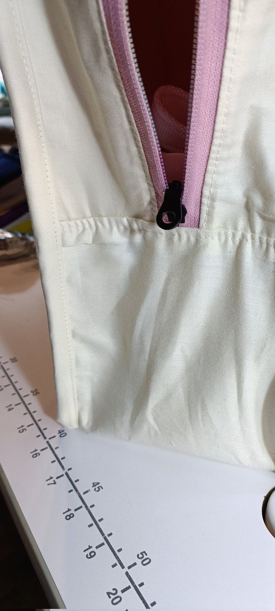 janebaker82's tweet photo. Ooooo er Mrs .... I lurve this latest backpack... I may just have to keep this one for myself!!
I'm definitely improving with the inside binding too....
Foxglove Fabrics Carmarthen
#handmadewithlove #craftbags #repurpose #handmadegifts #ecofriendlyproducts https://t.co/BkHgbkCCTA