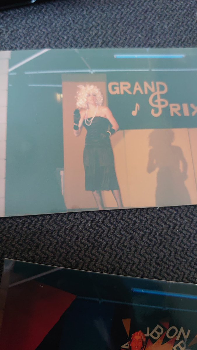 OJBorg's tweet photo. Just asked my mum if she had any “Leicester” photos. Stuff with me and local landmarks. She sends me this. 

(Which wasn’t even in Leicester - but I was an amazing Monroe. )

@BBCRadio2 #r2live https://t.co/UpG9vkNfmA