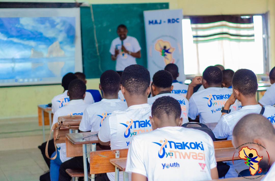 YouthSprint's tweet photo. #masculinitepositive 
#HappeningNow Ouverture de la conférence sur la masculinité positive, un levier important pour améliorer l’accès aux soins complets d’avortement avec les étudiants de l’université libre de Kinshasa.
@YouthSprint 
@MakokiYaMwasi
@SwedeninDRCongo https://t.co/niqopPo91d