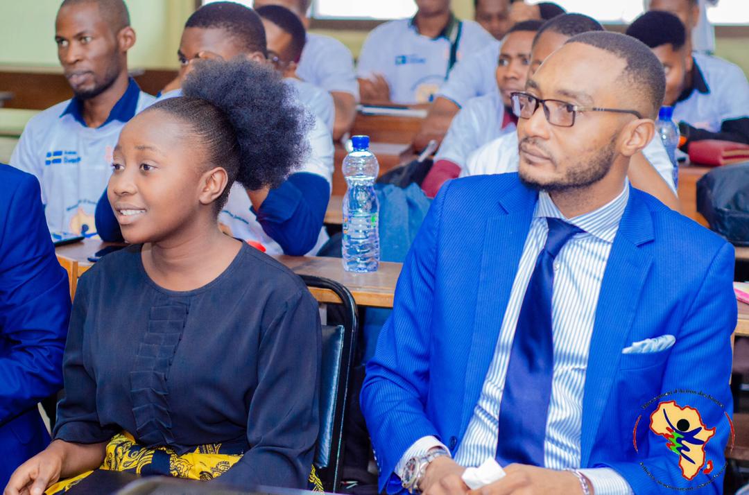 YouthSprint's tweet photo. #masculinitepositive 
#HappeningNow Ouverture de la conférence sur la masculinité positive, un levier important pour améliorer l’accès aux soins complets d’avortement avec les étudiants de l’université libre de Kinshasa.
@YouthSprint 
@MakokiYaMwasi
@SwedeninDRCongo https://t.co/niqopPo91d