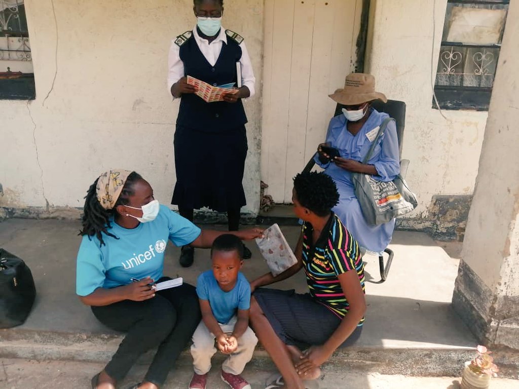 Impressed w/ my colleague Emma Mafara, Strategic Behaviour Change Specialist for leading #SocialAnalytics & #CommunityEngagement on key household practices. @UNICEFZIMBABWE value our partnership w/ communities to influence social norms & practices on child survival.@UNICEFhealth