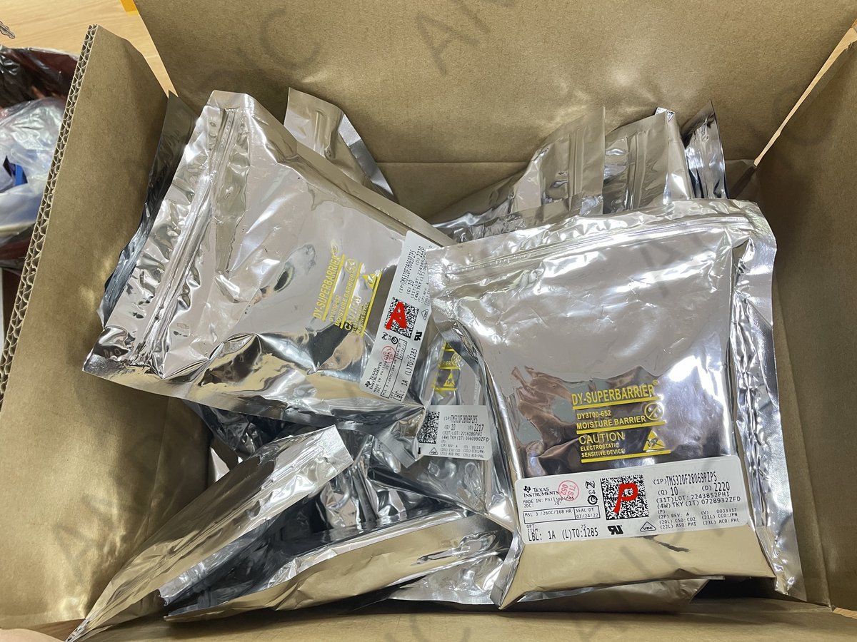 Kevin_alpine's tweet photo. TMS320F28069PZPS #TI 32-bit Microcontrollers - #MCU
Shipment real shot
Some inventory remains📷
If you need, feel free to contact me via
WhatsApp/Skype: +8617376844778
E-mail: sales06@anpicgroup.com
#icchip #electroniccomponent https://t.co/OqN2eQCnGn