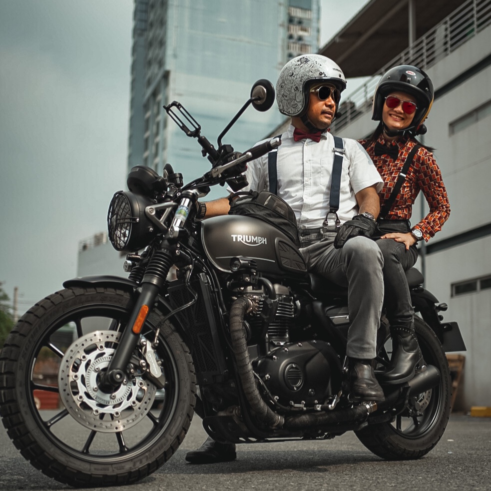gentlemansride's tweet photo. A pillion-perfect ride in the Philippines. The DGR isn't just for the rider to enjoy, so make sure you invite a passenger for next year's ride! 

🌎 Manila, Philippines
📸 Kim MacLovin and Mark McCullie https://t.co/shp1wrYAou