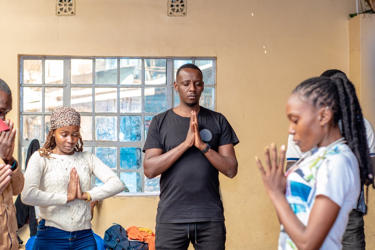 TitusKuria_'s tweet photo. On Thursday, attending a session of Better Me; a 6-month, 3-module, tailor-made #SRHR, #Leadership &amp; #Entrepreneurship gender-transformative approach infused with #Yoga, designed by @PaaMoja for @madeinmathare. DM @PaaMoja to get a customised solution for your community's needs. https://t.co/bUZ1l7bsCA