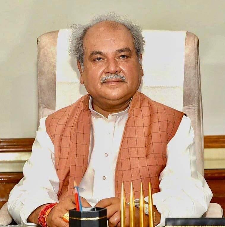 yourManojChdhry's tweet photo. सरल-सौम्य व कर्तव्यनिष्ठ व्यक्तित्व के धनी एवं भारत सरकार में मा. केंद्रीय कृषि एवं किसान कल्याण मंत्री श्री नरेन्द्र सिंह तोमर जी, आपको जन्मदिन की हार्दिक बधाई एवं शुभकामनाएं। 

प्रभू श्री राम जी से प्रार्थना है कि आप दीर्घायु हों और सदैव स्वस्थ एवं प्रसन्न रहें।  

@nstomar73 https://t.co/nd6WWlUjG0