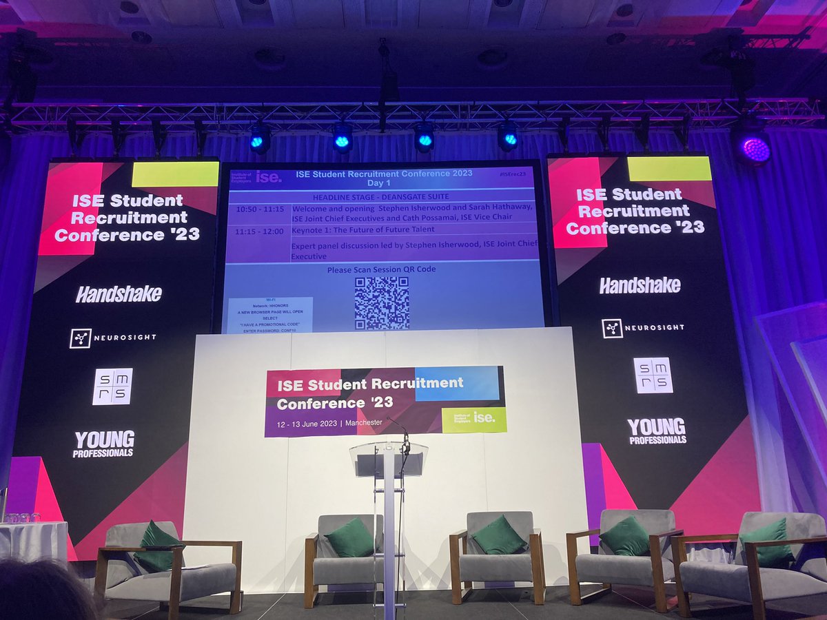 Esther Kent tweet media