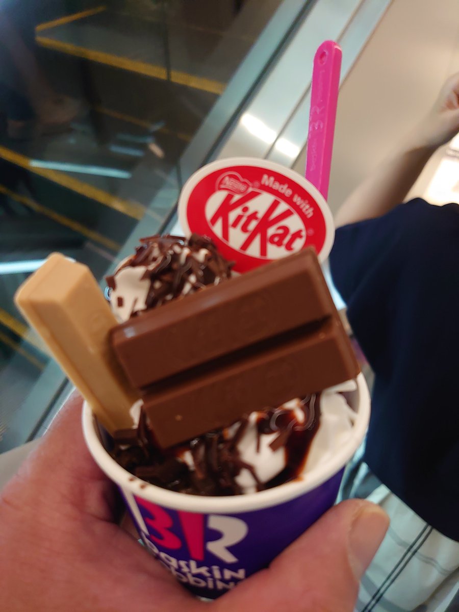 ulorusyar's tweet photo. 今日も乙乙です♪ヽ(´▽`)/
これからの人はご安全に~☺️
#BaskinRobbin https://t.co/QtIVq9jlK7