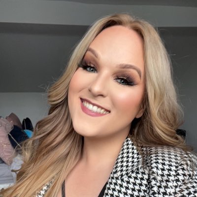 JasminAshall's tweet photo. #NewProfilePic https://t.co/H6X0OhXmxa
