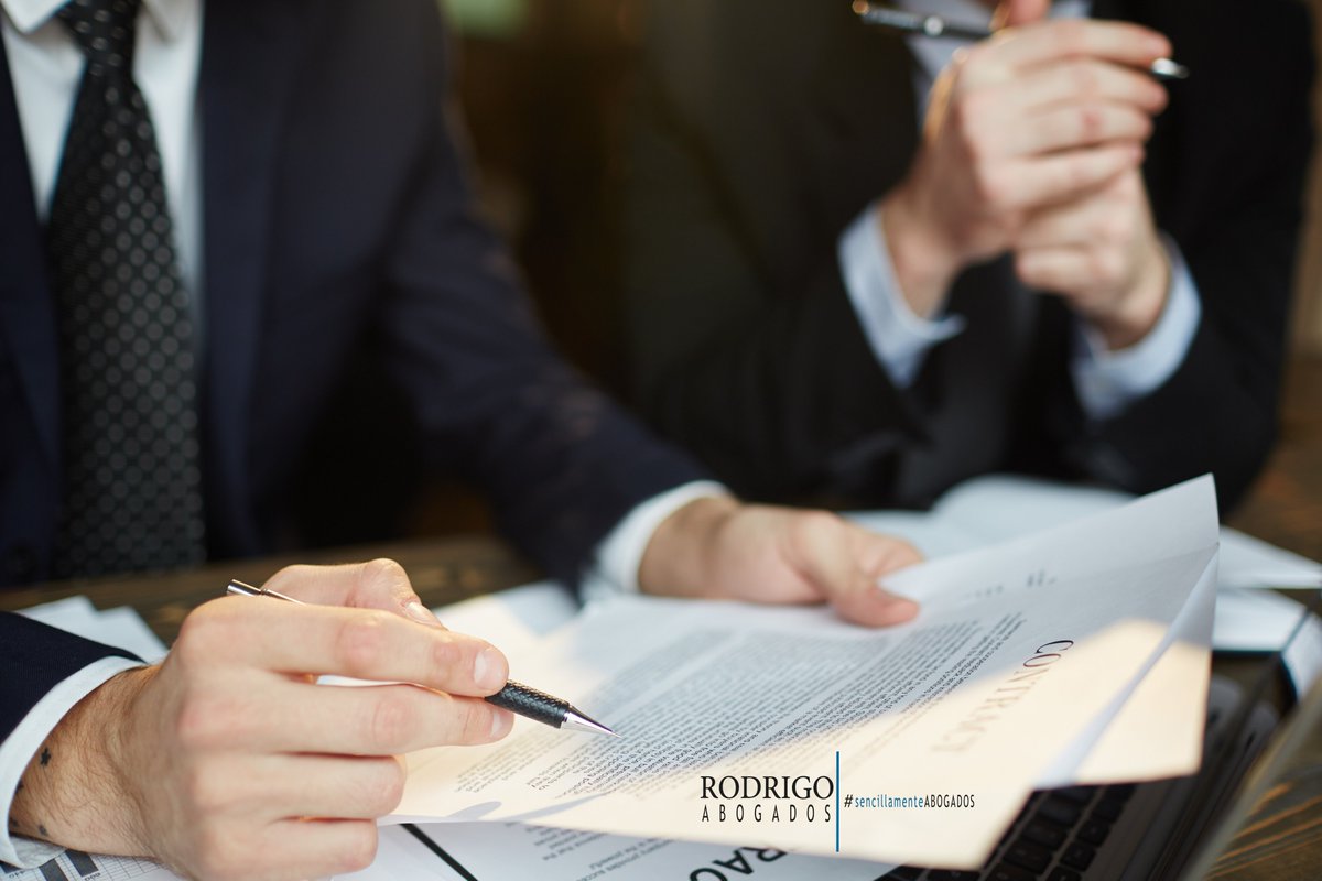 confianostucaso's tweet photo. ✍️ Luis Rodrigo, Director de #RodrigoAbogados, insiste en su nuevo artículo en la conveniencia de que un experto en #Derecho revise cualquier contrato de compraventa inmobiliaria para evitar sorpresas.

💻 https://t.co/O8AGES2LpP…e-vivienda-suelo/

#sencillamenteABOGADOS https://t.co/NLObaj105Y