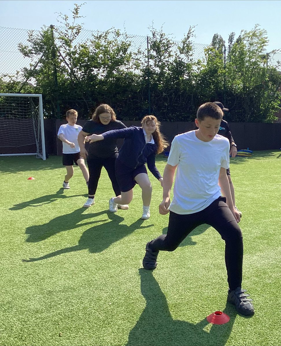 WelcombeHills's tweet photo. In PE the sports coaches came in to work with Key Stage 3 on their Athletics skills. This is all in preparation for Sports Day that is coming up. https://t.co/3JmjdJ0iwQ