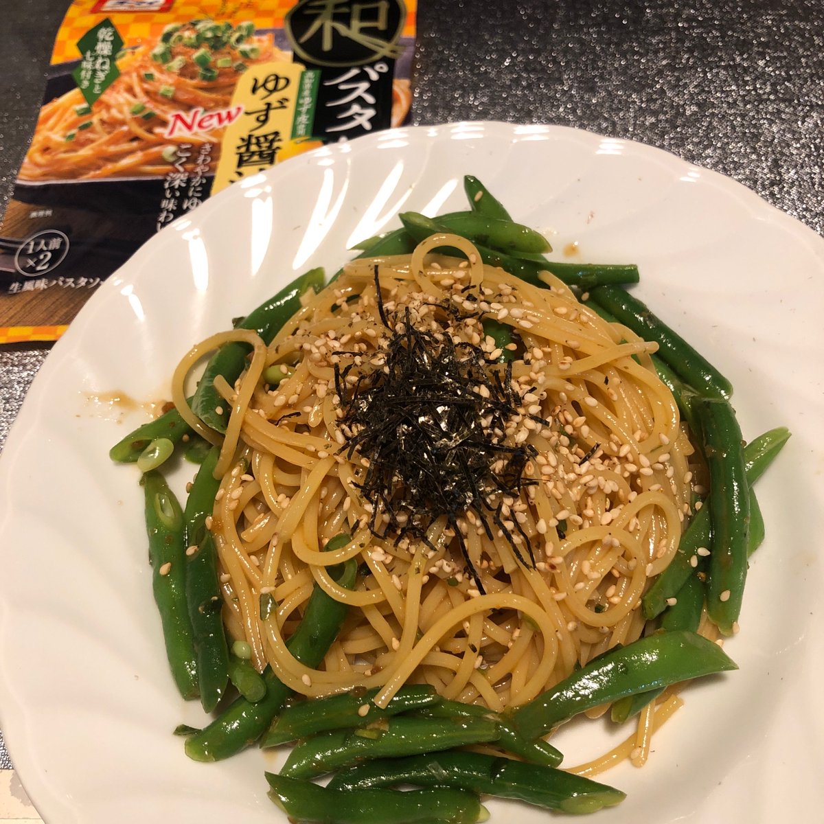 eats_tokyo's tweet image. オーマイ　和パスタ好きのための　ゆず醤油
#yuzushoyupasta #stringbeans