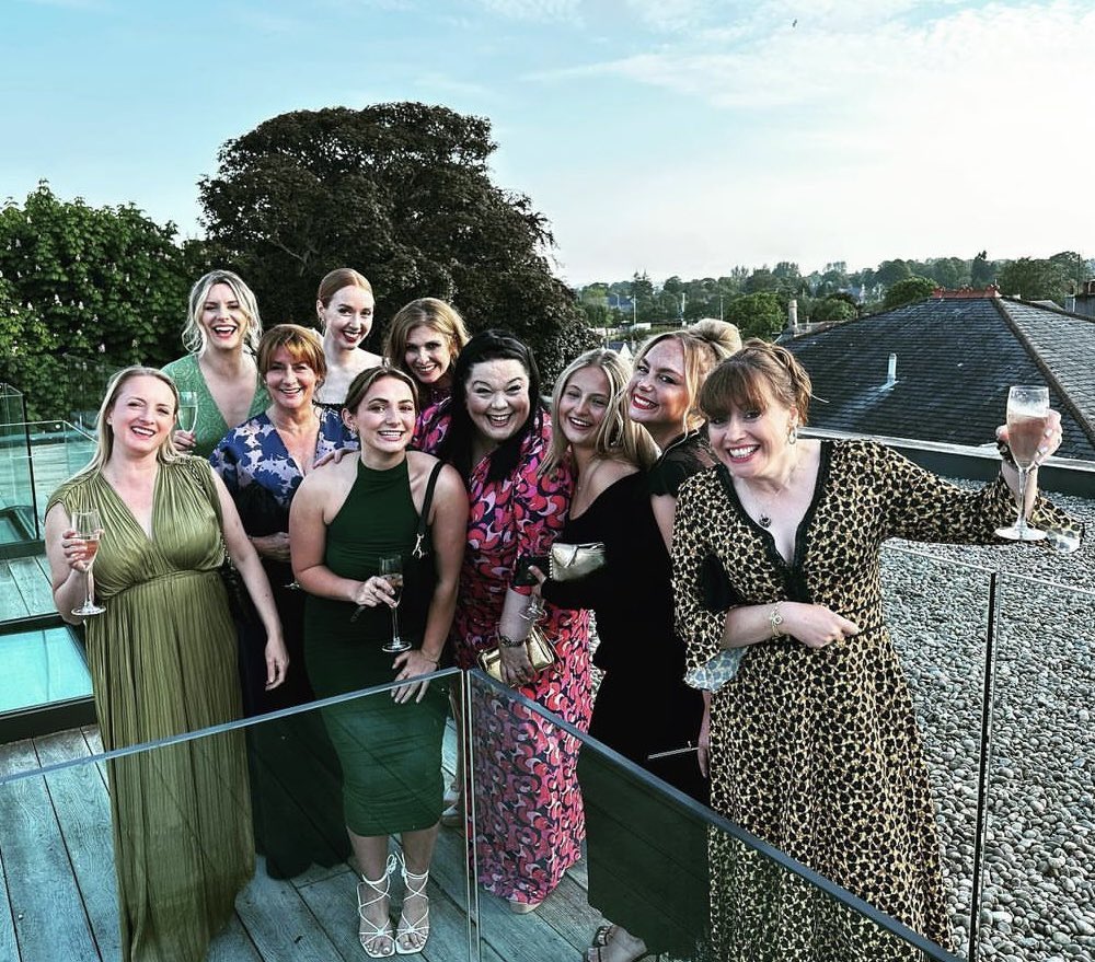 Talk about 💛”GIRL POWER” 💛in one photo!!! Love these sisters to bloody pieces!!! Thank you @_onjenu for my beautiful dress for the CHARITY BALL!!! @emmerdale #emmerdale we have laughed alot this weekend!!! 🤣🤣🤣 #onjenu #laugh #charityball #girlpower