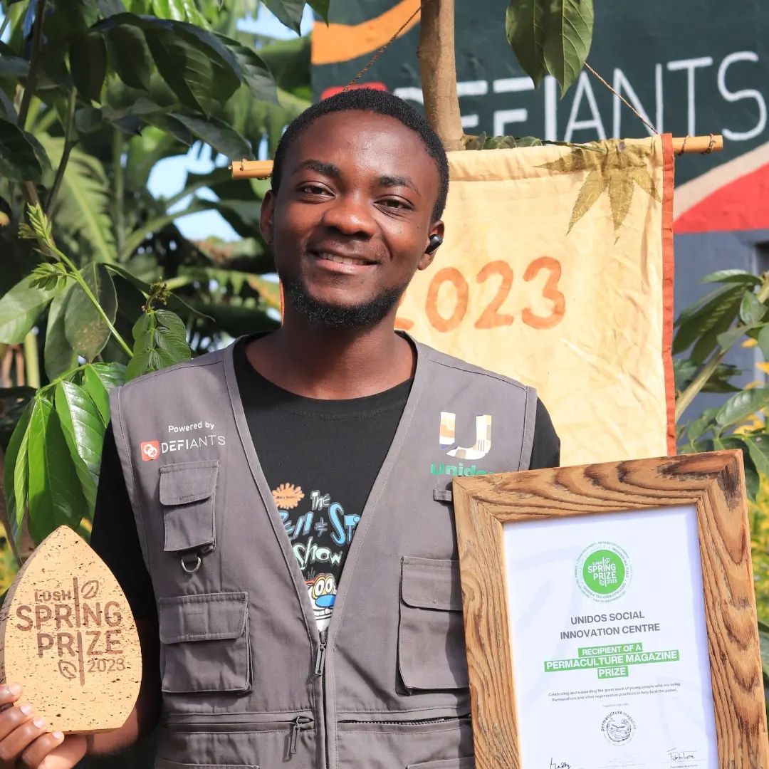 FrenOneApp's tweet photo. 🎉Big applause to @unidosproject !🎉 Thrilled to celebrate their transformative work in Permaculture education and regeneration of our lands. They're now proud recipients of the esteemed Permaculture Magazine Award! We're happy to support their pursuit of a sustainable future! https://t.co/CKp7CCvPY4
