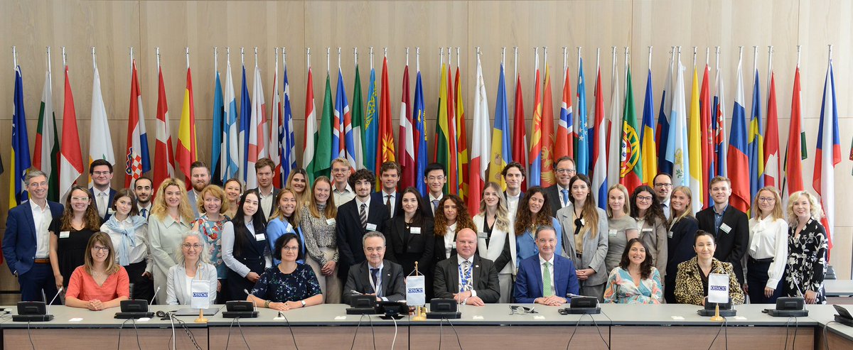 Finland_OSCE's tweet photo. This morning, an interactive discussion took place with @OSCE Ambassadors and representatives on the role of the OSCE, the importance of dialogue and what it means to be a diplomat. Wishing all #ModelOSCE participants productive discussions during their stay in Vienna! https://t.co/lE3eAUAFWq