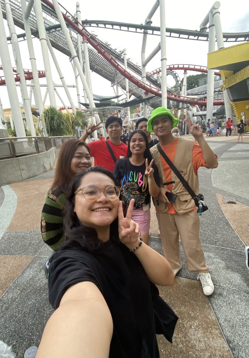 dlrama's tweet photo. Done na kami sa battlestar galactica (human) 🔴
Level: Basic 😅 Wala bang mas nakakamatay!?
#badjventure #BadjInSG #heybadj #Singapura #Singapore #wheninSG https://t.co/f8XKpOacnp
