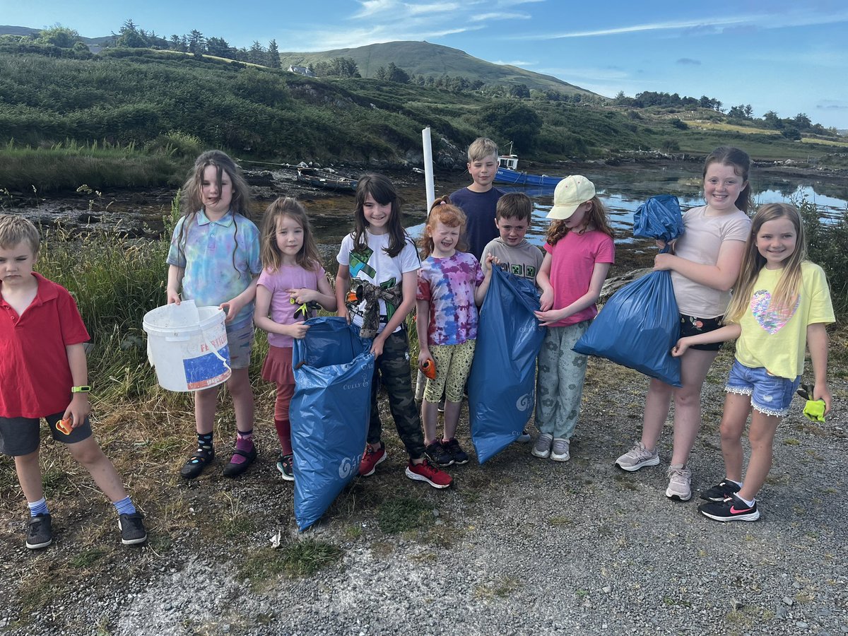 Thank you to Tim and Silvana for bringing us on a beach cleanup for @CleanCoasts #cleancoasts #BereIsland #GreenSchools