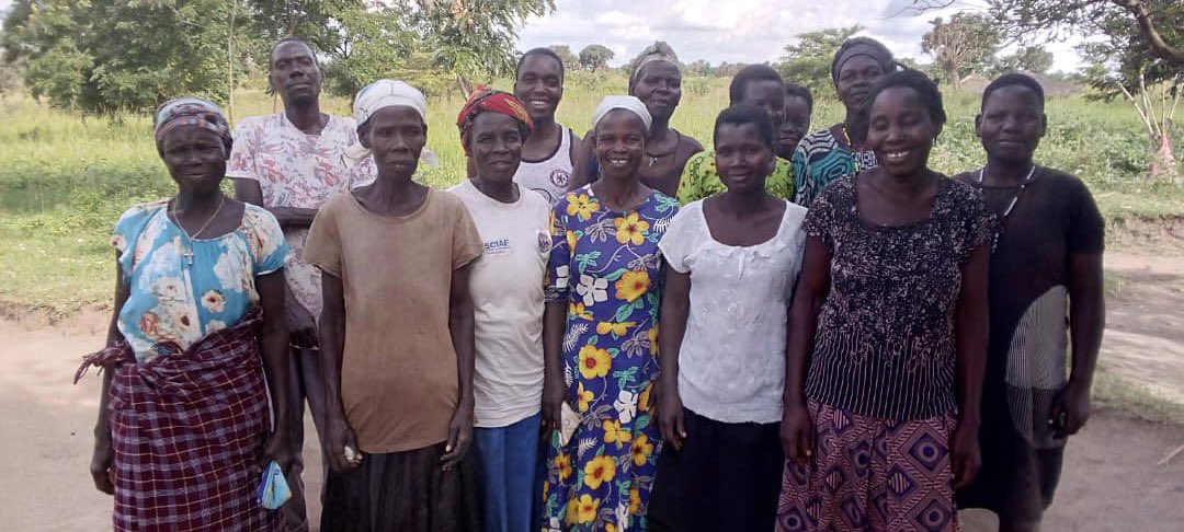 Joining #savingsgroups has helped many families to save and invest, and improve incomes and food security. Women, for instance, who choose to join have become better connected socially within their village and are more likely to hold leadership positions.