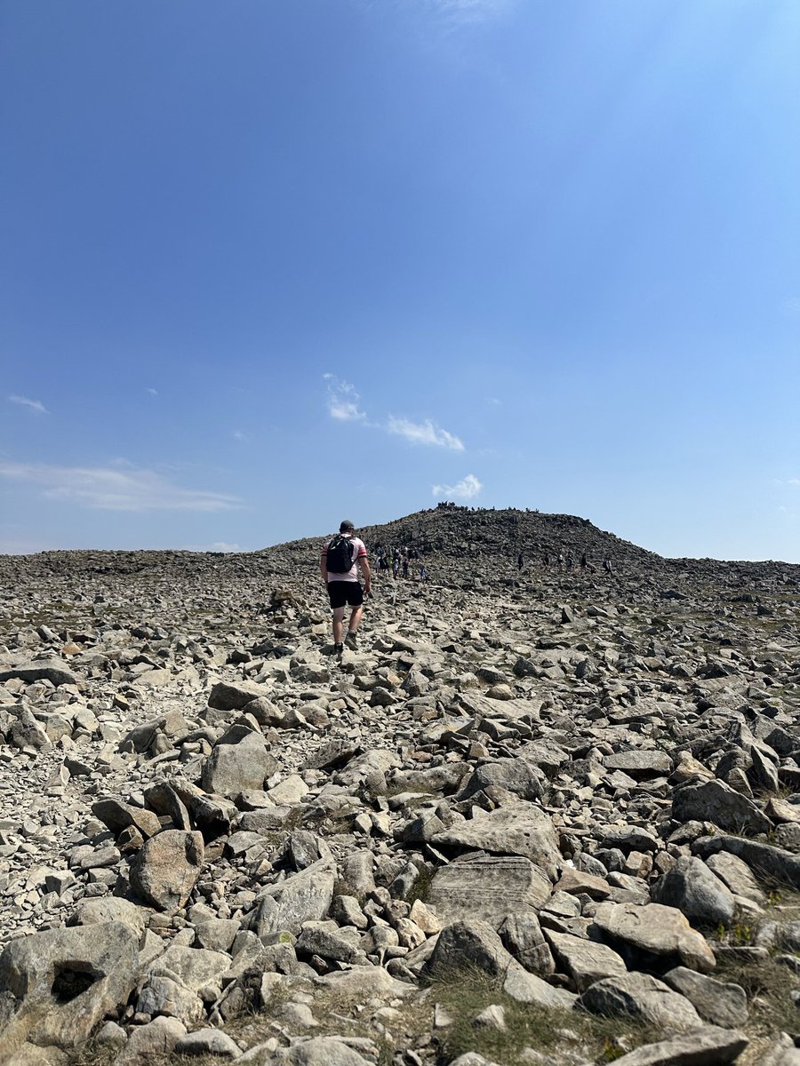 misguidedemilee's tweet photo. The Lake District was something else 🫶🏼🥾🍻🛶🏔️☀️🧗‍♀️ https://t.co/DSRXl2Xn4A