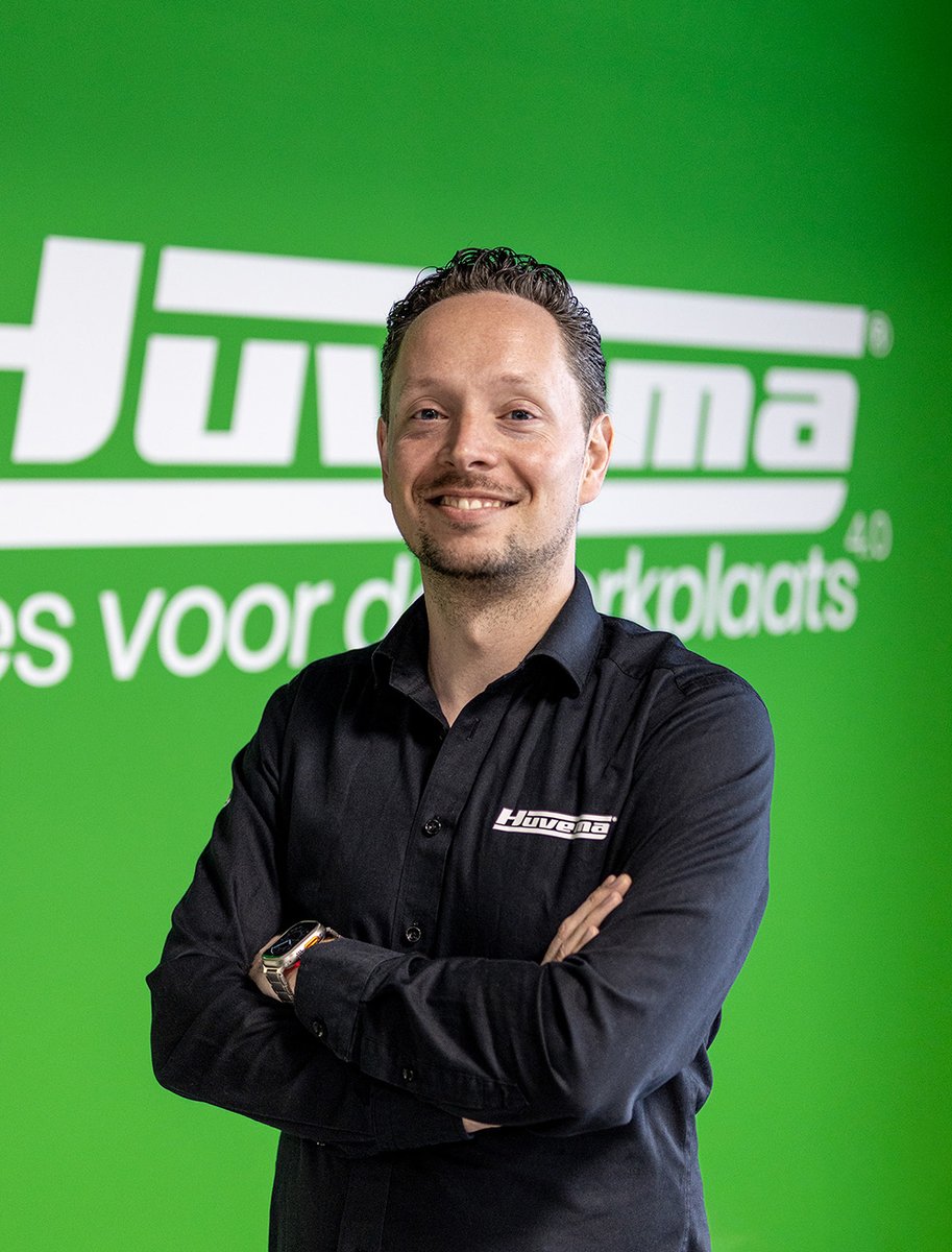 Huvema's tweet photo. Vandaag verzorgt onze collega Ramon een workshop op het scholingevent van STO in de Regio Assen. Thema: samen verdiepen in nieuwe technologische toepassingen in het onderwijs en bedrijfsleven. Onze machines met ProtoTrak besturing sluiten hier perfect op aan! https://t.co/ajpC73kzZ9