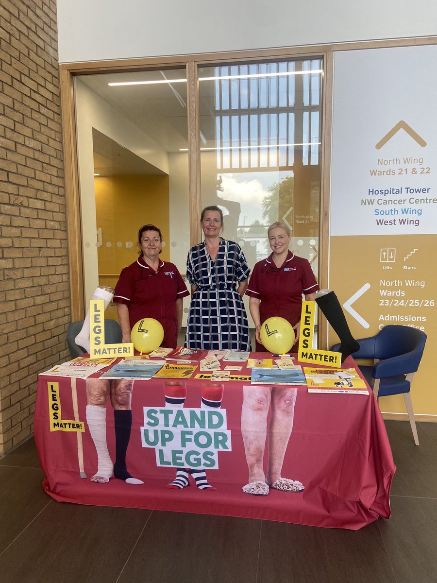 Kateomoran's tweet photo. @WesternHSCTrust @LegsMatter @joan_gault The WHSCT Tissue Viability Team raising awareness for Legs Matters Week at Altnagelvin #legsmatter #hiddenharm https://t.co/K2C6hjbxP6