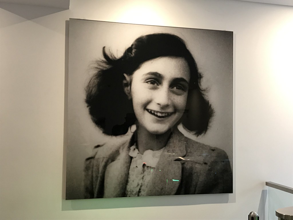 #OnThisDayInHistory: 1942 – Anne Frank receives a diary for her thirteenth birthday.

en.wikipedia.org/wiki/Anne_Frank
