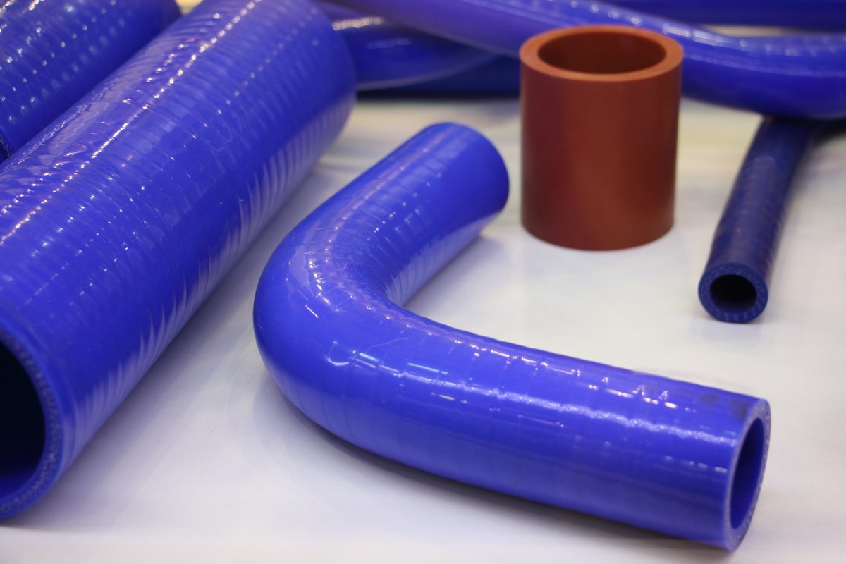 Get more life out of your silicone hose with these pro tips 🙏

Check out our LIFE ENHANCEMENT tips below 🔽

#siliconehoses #silicone #carperformance #CarManufacturing #mechaniclife #mechanic #carmodification #carmodified #electriccars #ev #EVcharging #ElectricVehicle