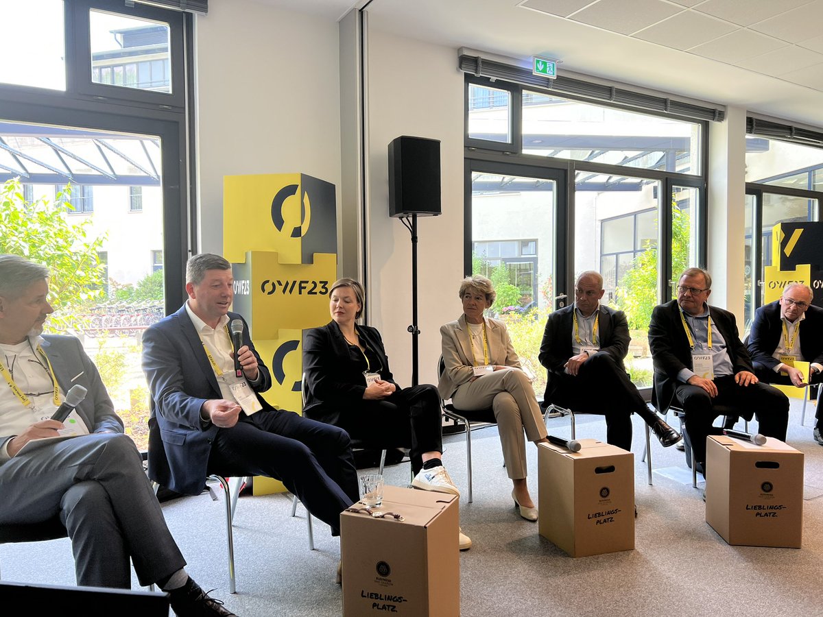 Larissa Zeichhardt tweet media