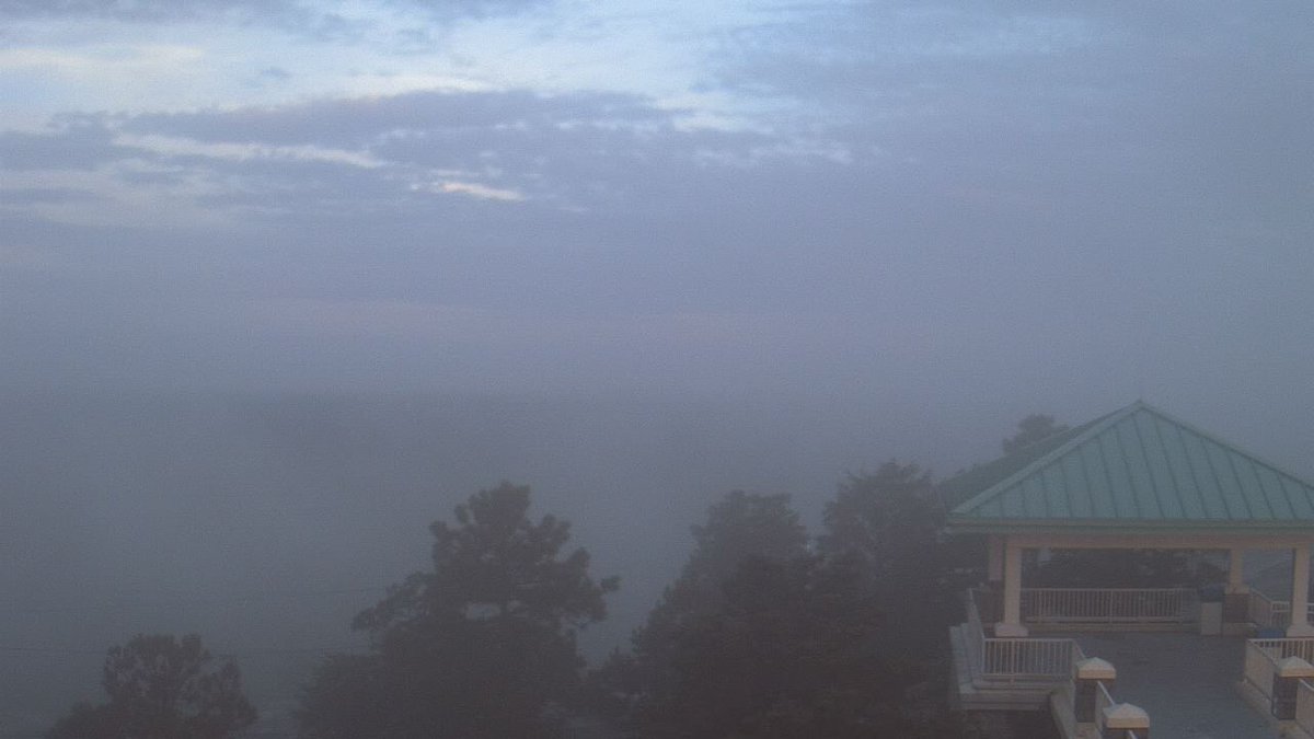 It's 65F in #Atlanta w clear sky &amp; winds 9.22mph humidity 89% #atl goo.gl/rgRHET