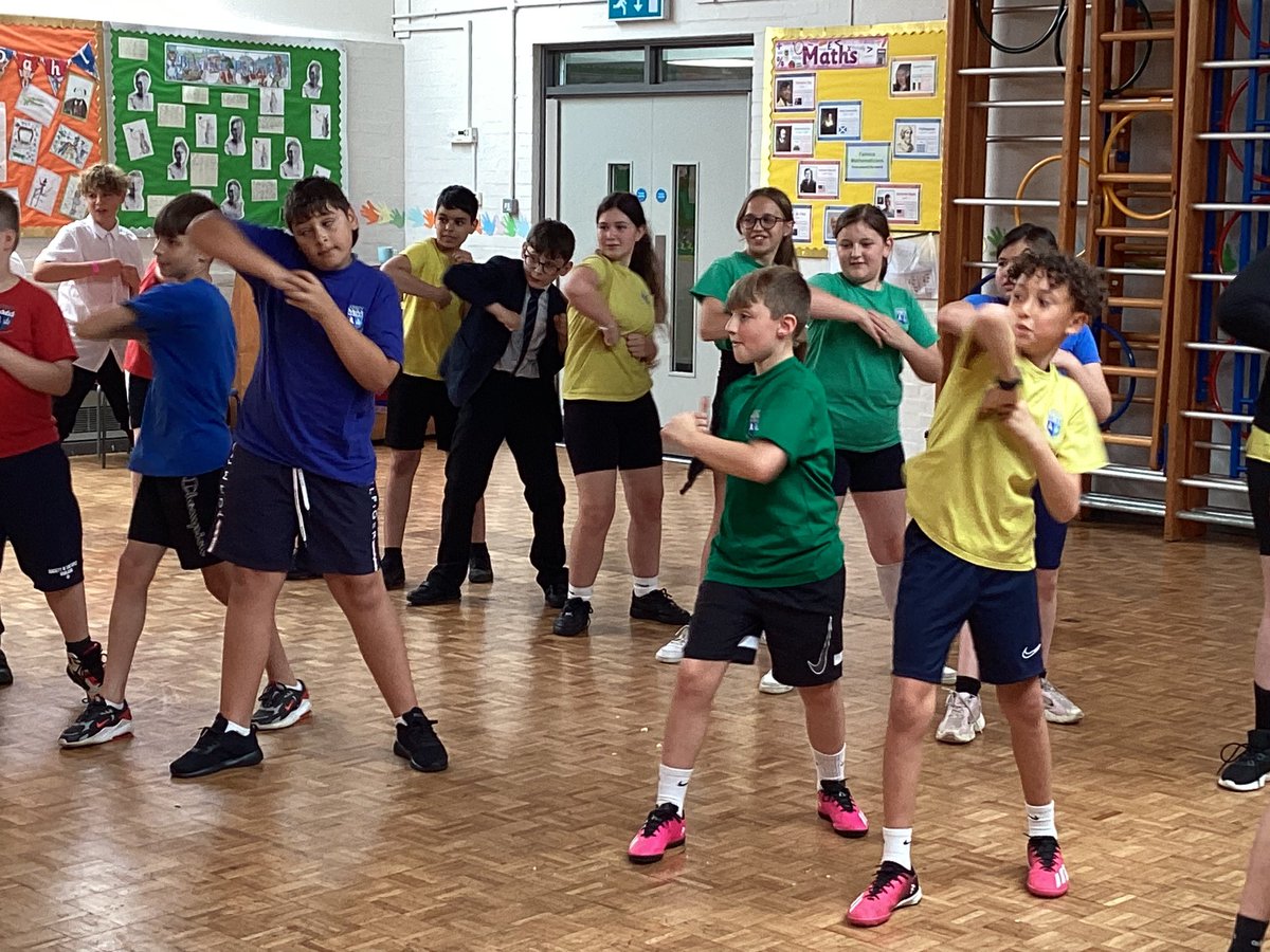 We have had a great time practicing some martial art skills with Matt Fiddes Martial Arts. @DRETsport @Dret_Enrichment @MattFiddesUK