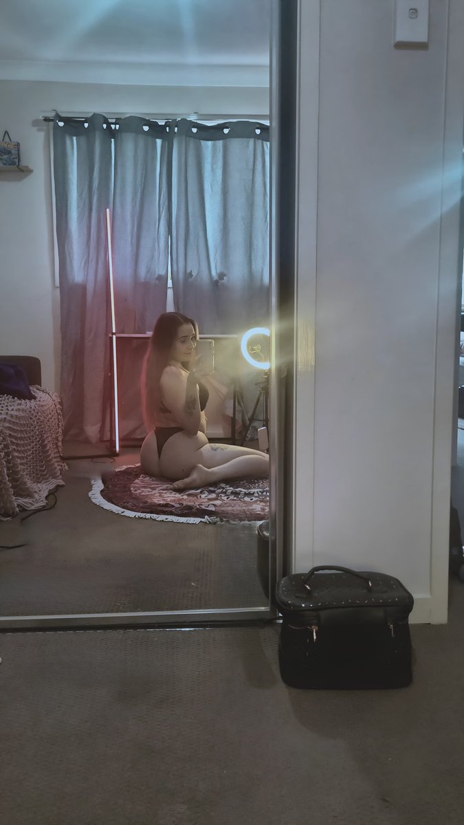 rain_adeline's tweet photo. @onlyfanspromome Come play? I dont bite 😋😈https://t.co/Ln1q2D3H2X https://t.co/et4ZDAQ3P5