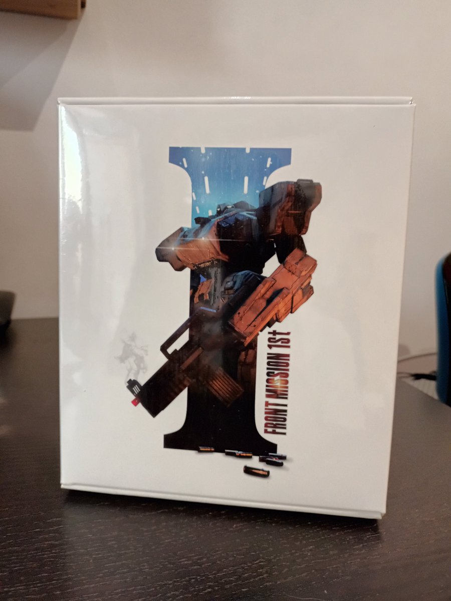 peachflavor3d's tweet photo. It has finally arrived! #MyLimited #FrontMission1st second prize from the last year giveaway held by @ForeverLTD_Main! Pretty nice edition and very well packed. Thank you so much!😁 https://t.co/uBiqneh0fE