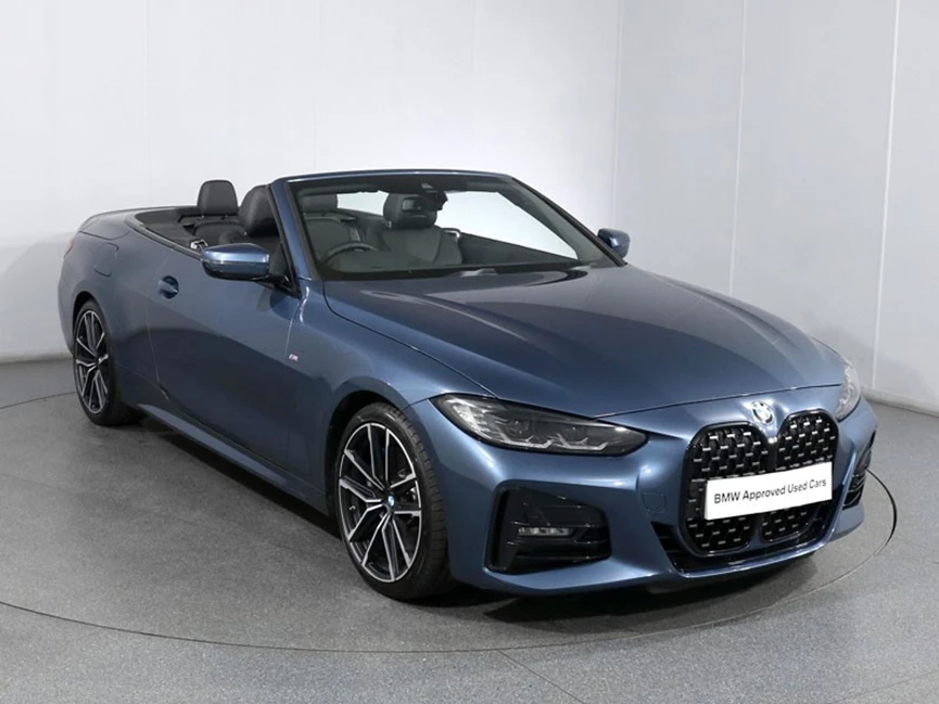 MartinJTilley's tweet photo. As much as I hated it when it appeared, the the lastest 4 series convertible's " face" has grown on me a bit,b ut having now bought one, its easy to see why it won @whatcar convertible of the year 2023 #roofdown #bmw https://t.co/0T6Bk9iapL