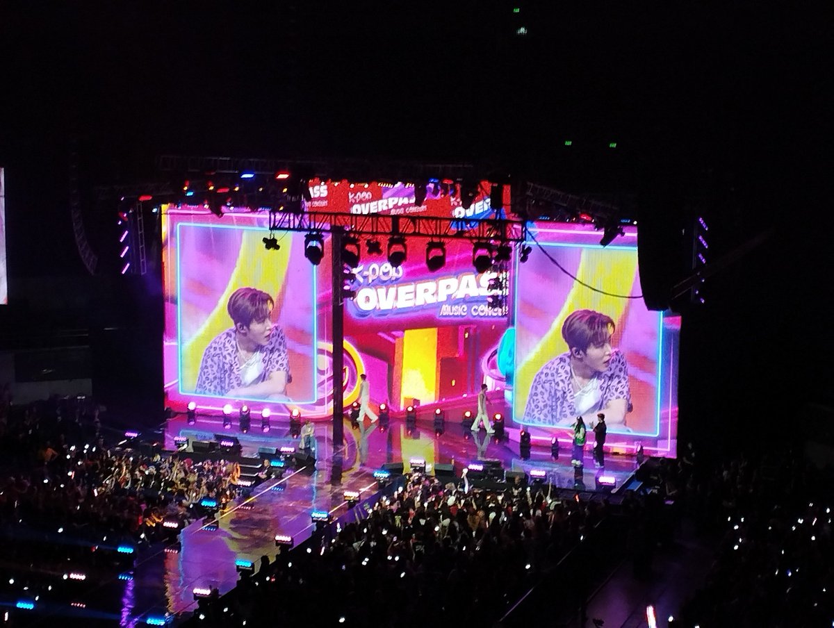 fqjufsimf's tweet photo. URI HANBIN! SANA ALAM MONG ANG DAMI MONG NAPASAYA SA ARAW NA TO! 😭 SOBRANG PROUD KO SAYO HRKDNFNNF
#OVERPASSinMNL #OVERPASSinMNL_BI
#HANBIN #BI #비아이 @shxx131bi131 https://t.co/YzaWqktboc